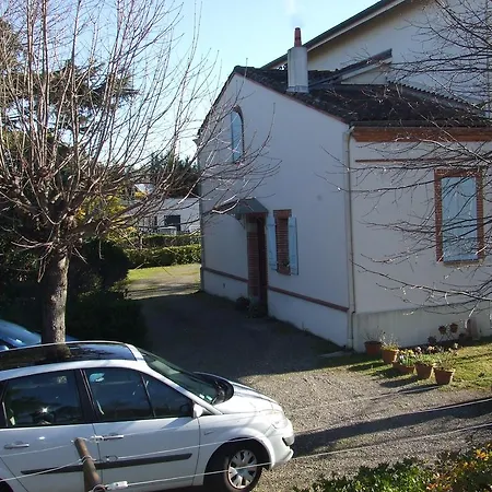 Oda ve Kahvaltı Lea Toulouse